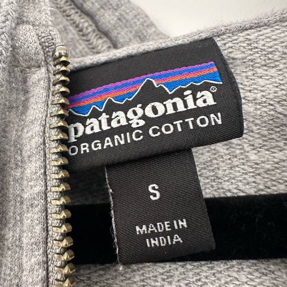 Patagonia Branded Hoodie - Picture 2 of 2